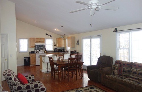 Frank House | Mountain home in Newland