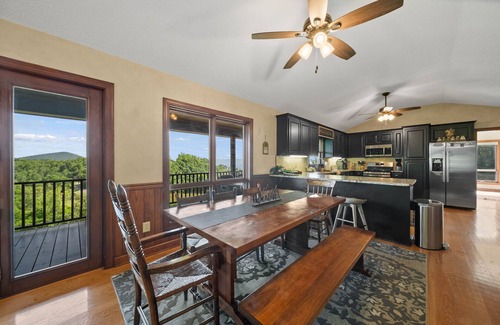 Banner Elk Cabin | Mountain Home with Great Views