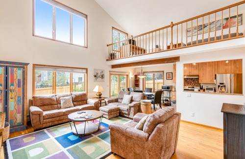 Willowbrook Meadows House | Mountain House + Loft w/Free WiFi, Enclosed Patio, Gas Grill, Cable