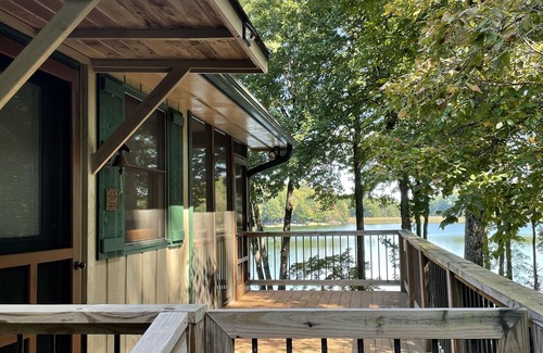 Saluda House | Mountain House on Private Lake