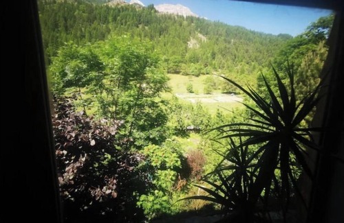 Champcella House | Mountain house on the edge of the National Park