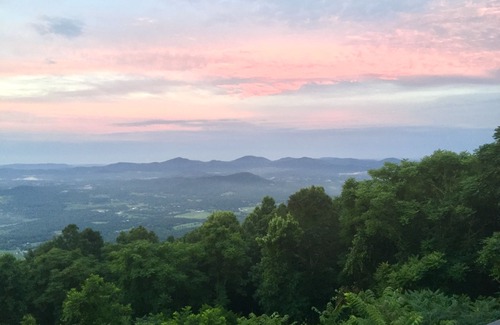 Afton House | Mountain House Overlooking Rockfish Valley