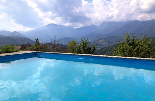 Konjic House | Mountain house with pool “Prenj”