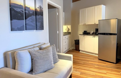 Wintergreen Condo | Mountain Inn Studio 92 with Wintergreen Advantage