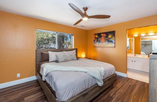 Woodlands Village Villa | Mountain Jewel Modern Townhome in the Pines Great Location Near Downtown Flagstaff