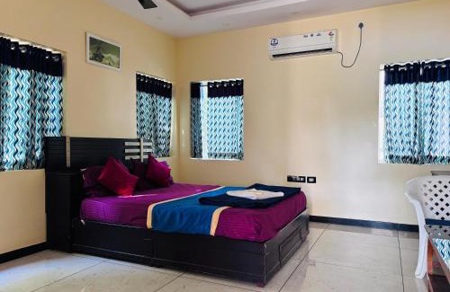 Thrissur Hotel | Mountain Lake Poomala Pvt Ltd