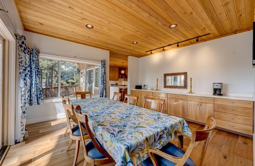 Truckee House | Mountain & lake-view haven with hot tub, wet bar, ping-pong, pool access