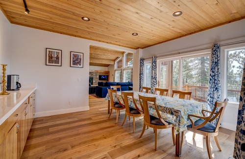 Truckee House | Mountain & lake-view haven with hot tub, wet bar, ping-pong, pool access