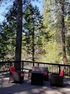 Glencoe House | Mountain Life On Deck