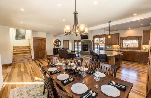 Basalt House | Mountain Lodge Oasis w Hot Tub-Rio Grande Trail