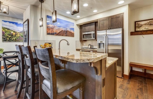 Peak 8 Condo | Mountain luxury at One Ski Hill 8312: 2BR condo with views & ski access in Breckenridge.