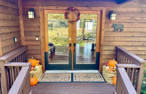 Kabletown House | Mountain Luxury - Hot Tub Amazing Views & More