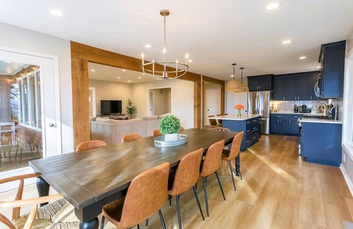 Afton House | Mountain Mama- Amazing Views! + Hot Tub!