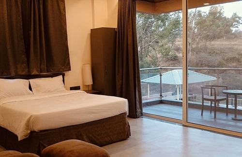 Bhilar Resort | Mountain Meadows Resort
