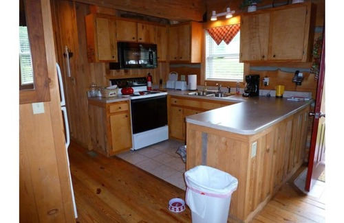 Vesta Cabin | Mountain Meadows Escape - Rustic Historic Elegance with Modern Day Comfort