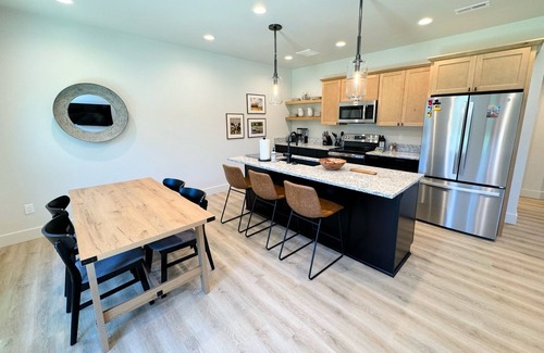 Driggs House | Mountain Modern Townhome in Driggs w/AC