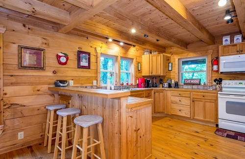 Lake Lure House | Mountain resort cabin - on-site golf, pools, sports courts - dog-friendly