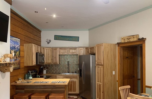 Fort Garland House | Mountain Retreat - 1 bedroom Lodge located by Forbes Park & Fort Garland