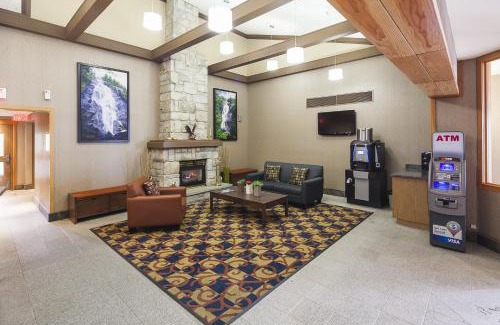 Squamish Hotel | Mountain Retreat