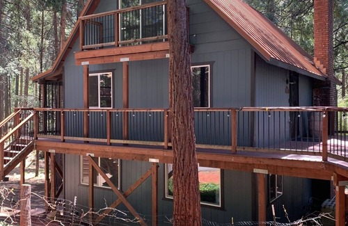 Pollock Pines House | Mountain Retreat in Pollock Pines