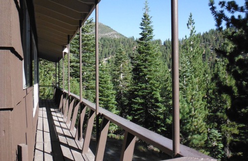 Reno House | Mountain Rustic Ski House Tahoe-Reno Mt Rose-Snow Resort 1.5 Miles