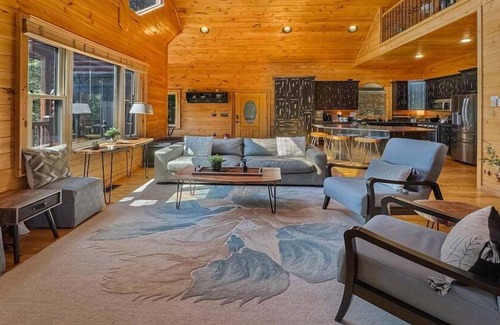 Blue Ridge Cabin | Mountain Solace - Pet Friendly | Hot Tub | Shuffleboard and Arcade Games