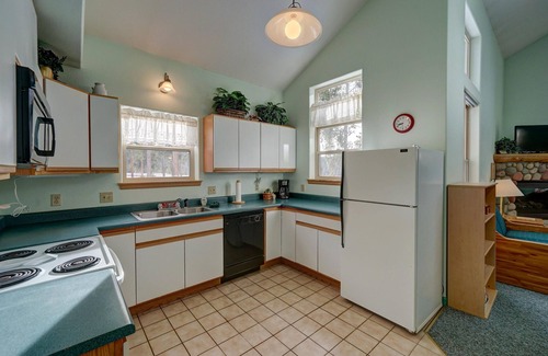 Leadville Condo | Mountain Star - Minutes to Ski Cooper!