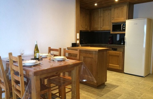 Bonneval-sur-Arc Apartment | Mountain-style apartment La Datcha 2 (sleeps 4) in the old village