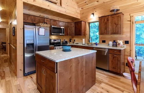 Inlet House | Mountain Top Cabin on 5th Lake