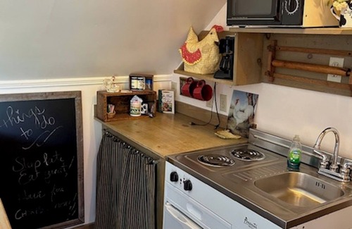 Eureka Springs Cabin | Mountain Top Eureka Springs Cabin with Full Glass Front Best Views in Eureka
