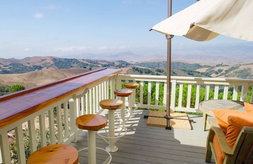 San Luis Obispo House | MOUNTAIN TOP GETAWAY : Best View In SLO! : Pets welcome
