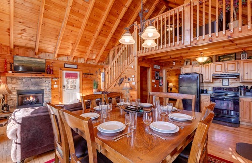 Sevierville Cabin | Mountain/Town Views, Private, Firepit, 1 mile to Pkwy, Above Dollywood, Hot Tub
