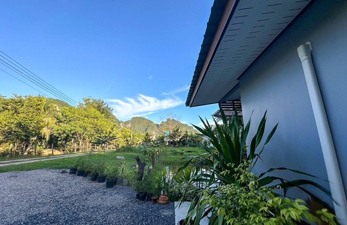 Ao Luek House | Mountain view and convenience spot at Baan Panmala Ao Luekn