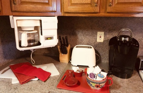 Gatlinburg - Pigeon Forge Cabin | Mountain View Best in Show PRIVATE Romantic Close to Town Gorgeous