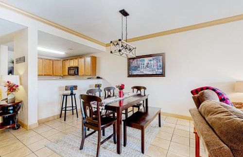 Pigeon Forge Apartment | Mountain View Condo 3503