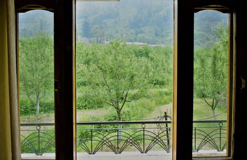 Manali Cottage | Mountain View Cottage