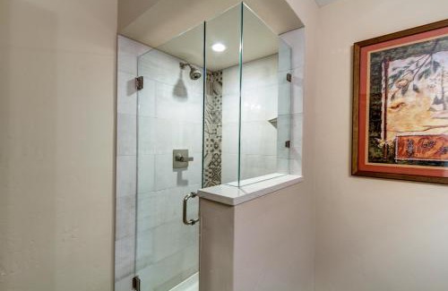 Warrior's Mark Apartment | Mountain View Easy - Woods Manor A201 by Great Western Lodging