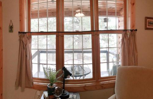 Deadwood House | Mountain View Escape