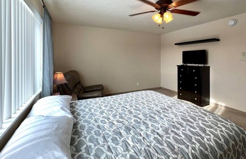 Soldotna House | Mountain View Escape