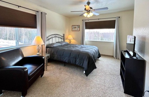 Soldotna House | Mountain View Escape