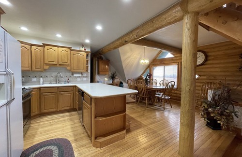 Mountain View Cabin | Mountain View Family Reunion Lodge