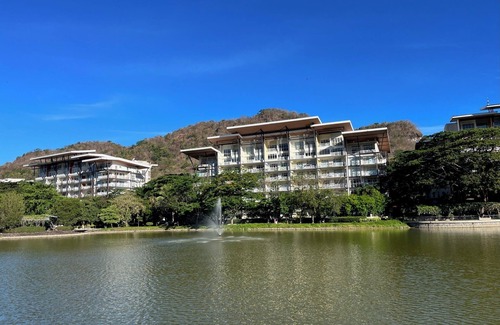 Nasugbu Condo | Mountain view Family-Friendly 1-BR condo with WiFi at Pico de Loro, Nasugbu