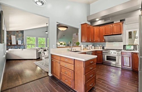 Pomona House | Mountain View Family Retreat w Game Room Scenic Decks