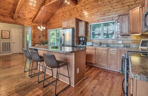 Smithville Cabin | Mountain-View Family Cabin Near Center Hill Lake!