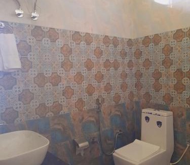Bail Parao Hotel | Mountain View Golden Category Rooms