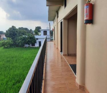 Bail Parao Hotel | Mountain View Golden Category Rooms