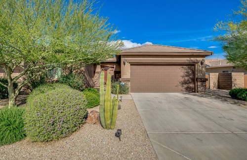 San Tan Valley House | Mountain view home in Solera at Johnson Ranch, San Tan Valley AZ