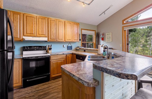 Rapid City House | Mountain-view house with washer/dryer, fireplace, gas grill, balcony, & patio