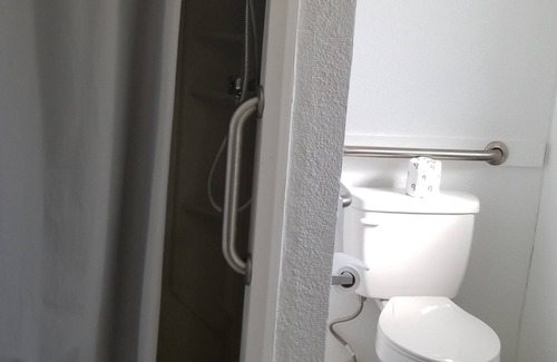 Yreka Hotel | Mountain View Inn