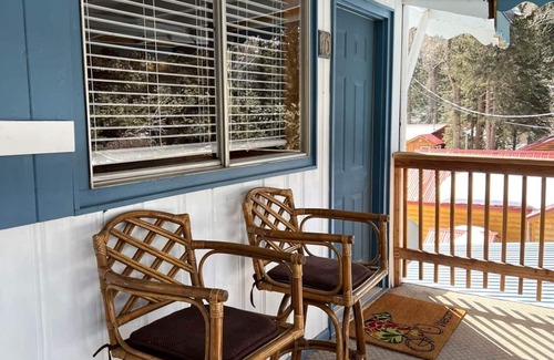 Red River Apartment | Mountain View Lodge Kitchenette Suite - Room 10